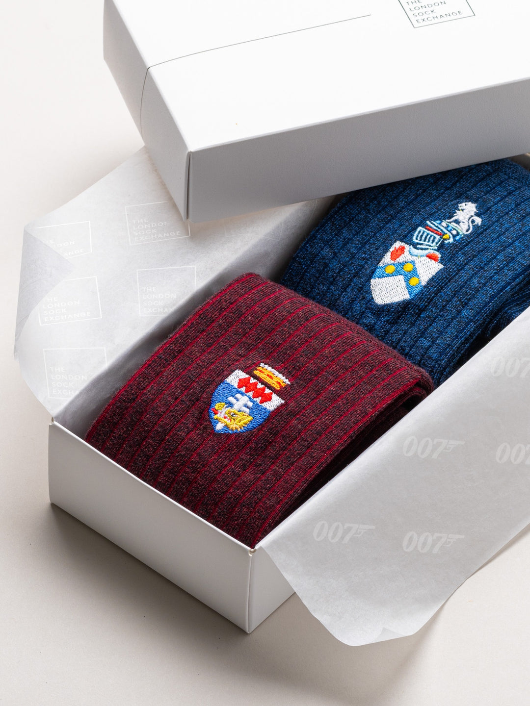 新品未使用！The 007 Collection - Gift Box ソックス The 007 Heraldry Set | James Bond Socks | The London Sock Exchange